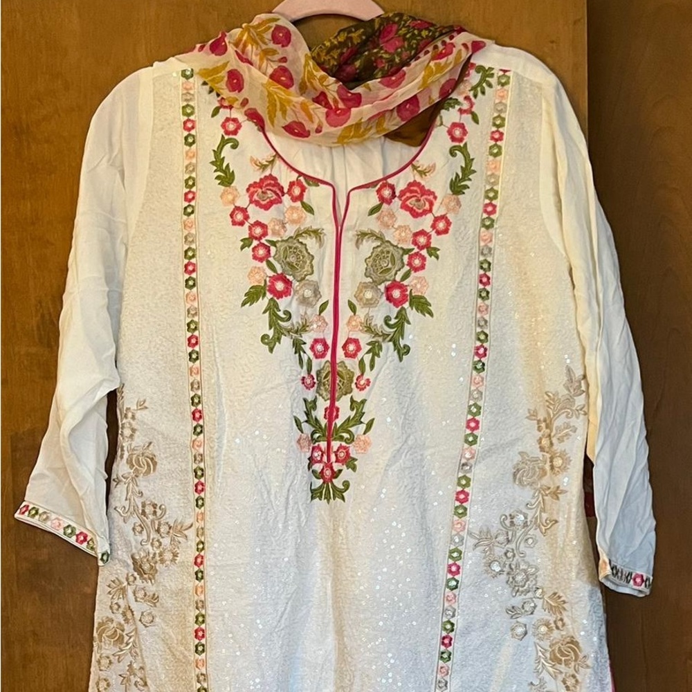 Three pieces Indian Pakistani outfit embroidered cotton